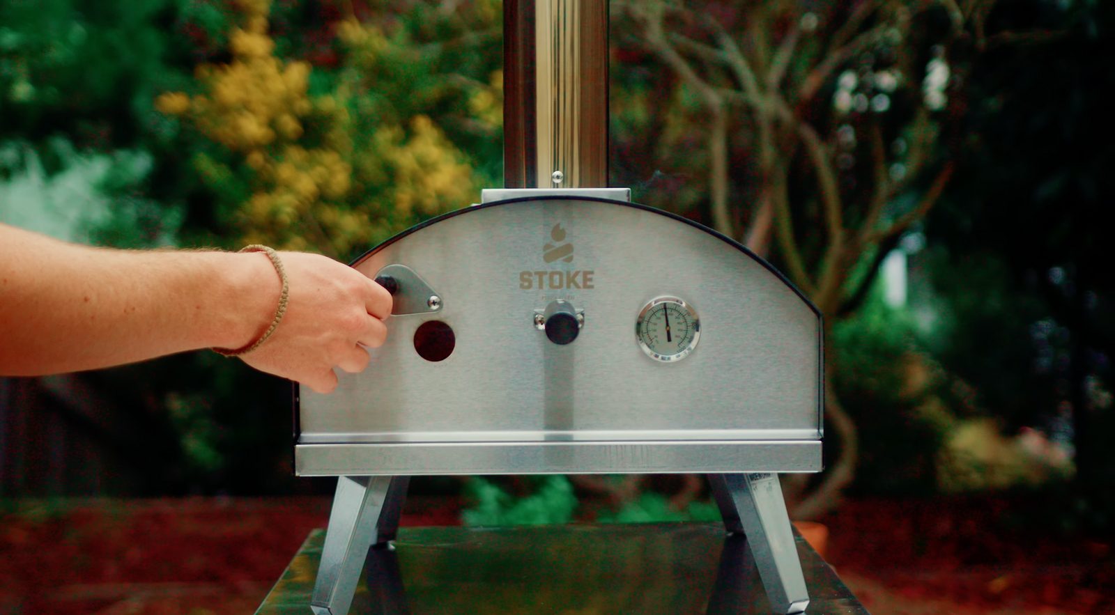 Unboxing The Stoke Pizza Oven